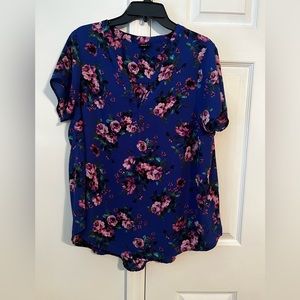 Torrid Georgette blouse size 0